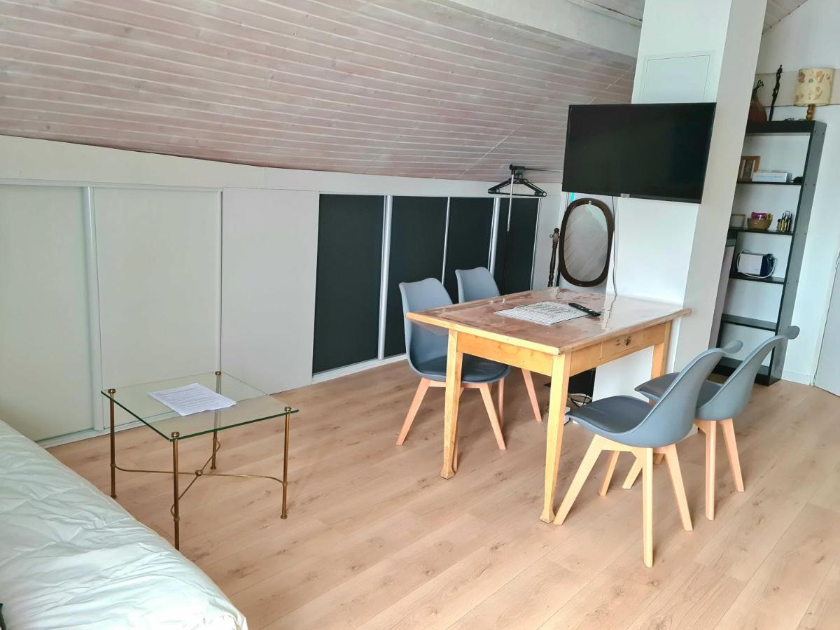 Vaste Studio Chaleureux Chaffois Εξωτερικό φωτογραφία