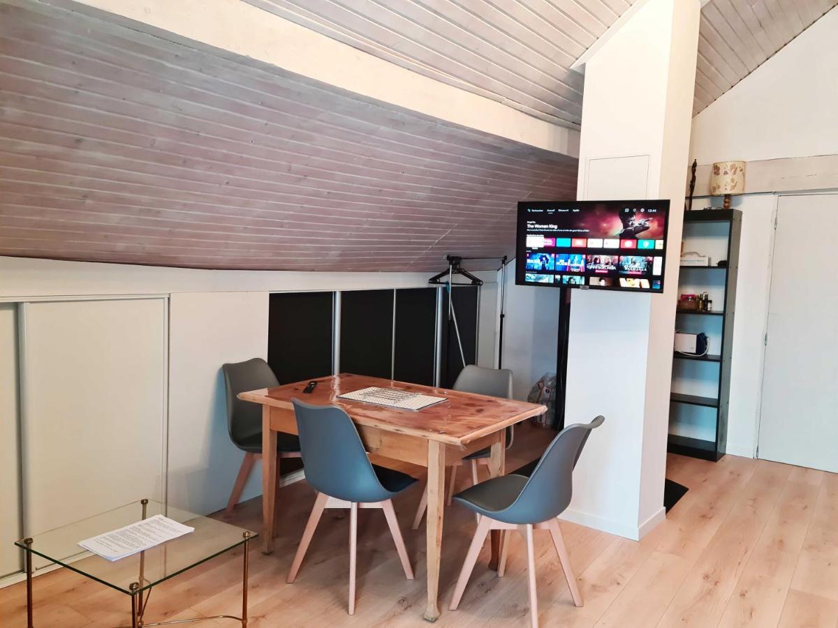 Vaste Studio Chaleureux Chaffois Εξωτερικό φωτογραφία